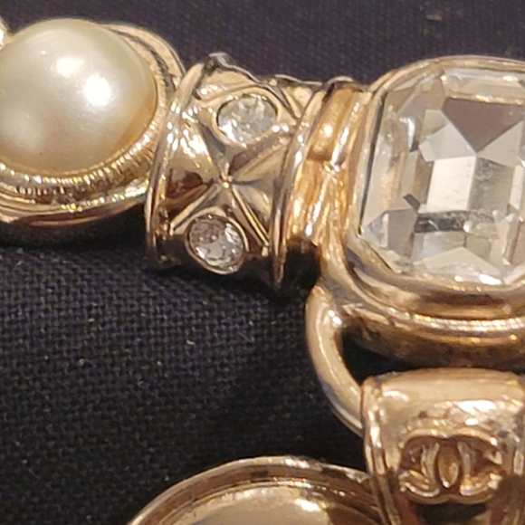 Chanel Metal Pearl Lambskin Crystal Necklace 21K - Picture 6 of 15